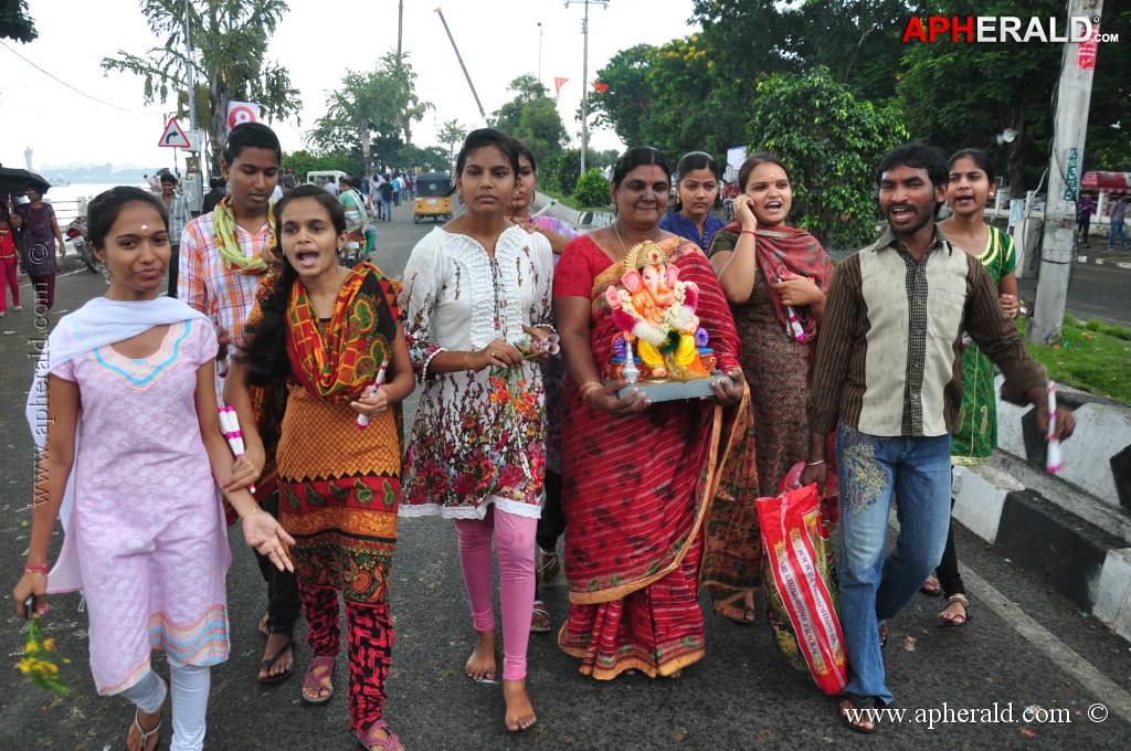 Ganesh Visarjan Photos at Hyd 1