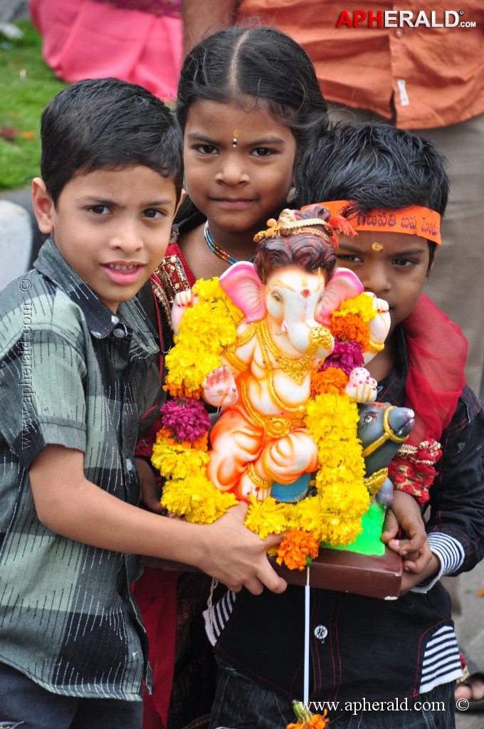 Ganesh Visarjan Photos at Hyd 1