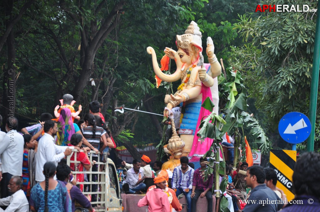 Ganesh Visarjan Photos at Hyd 1