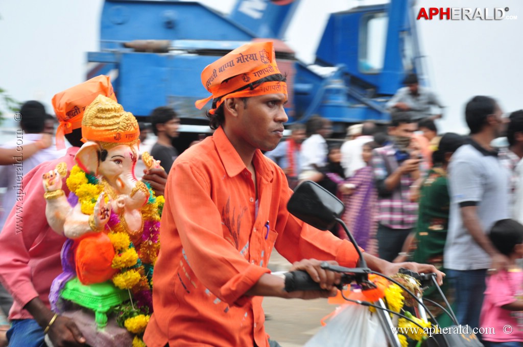 Ganesh Visarjan Photos at Hyd 1