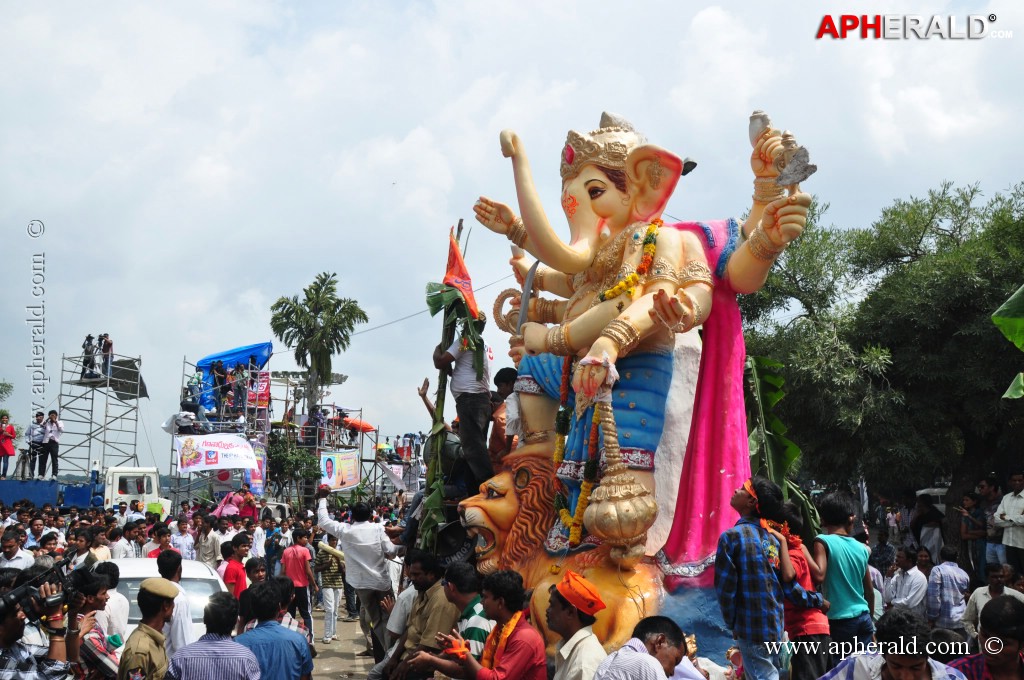 Ganesh Visarjan Photos at Hyd 1