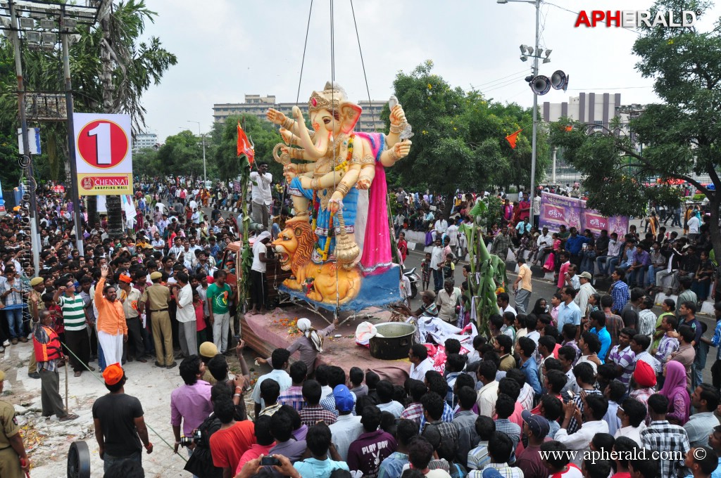 Ganesh Visarjan Photos at Hyd 1