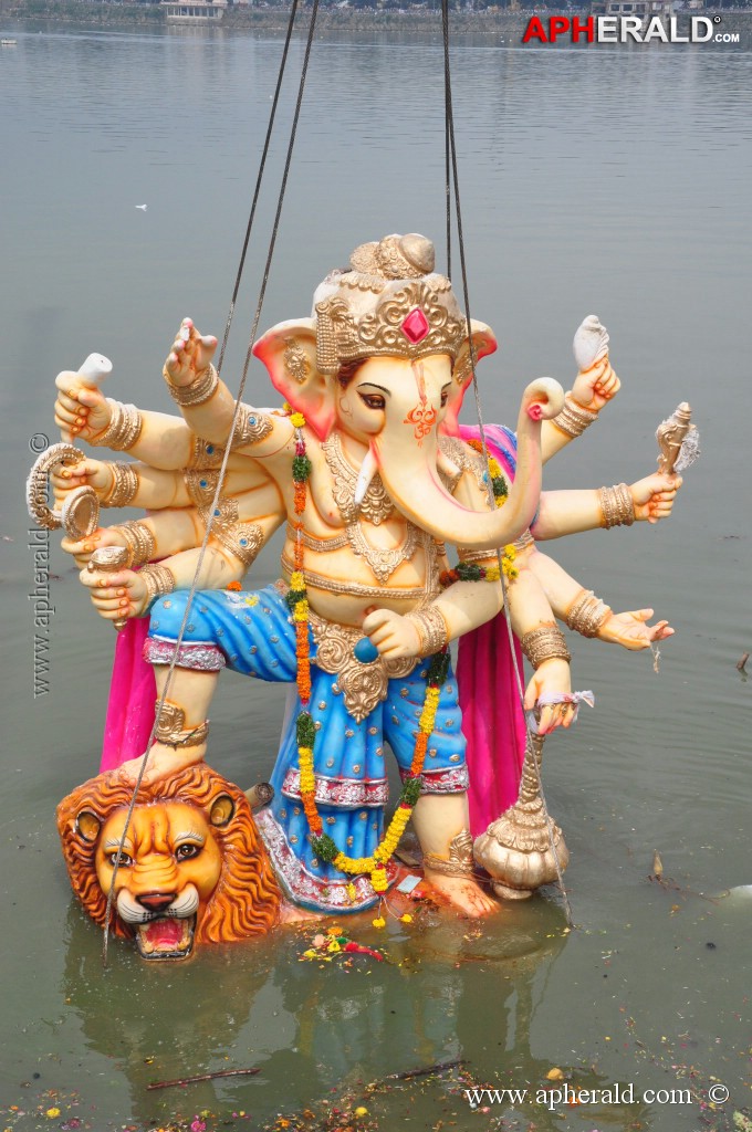 Ganesh Visarjan Photos at Hyd 1