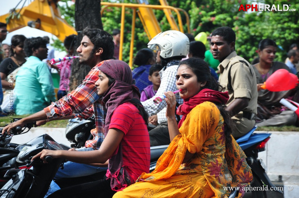 Ganesh Visarjan Photos at Hyd 1