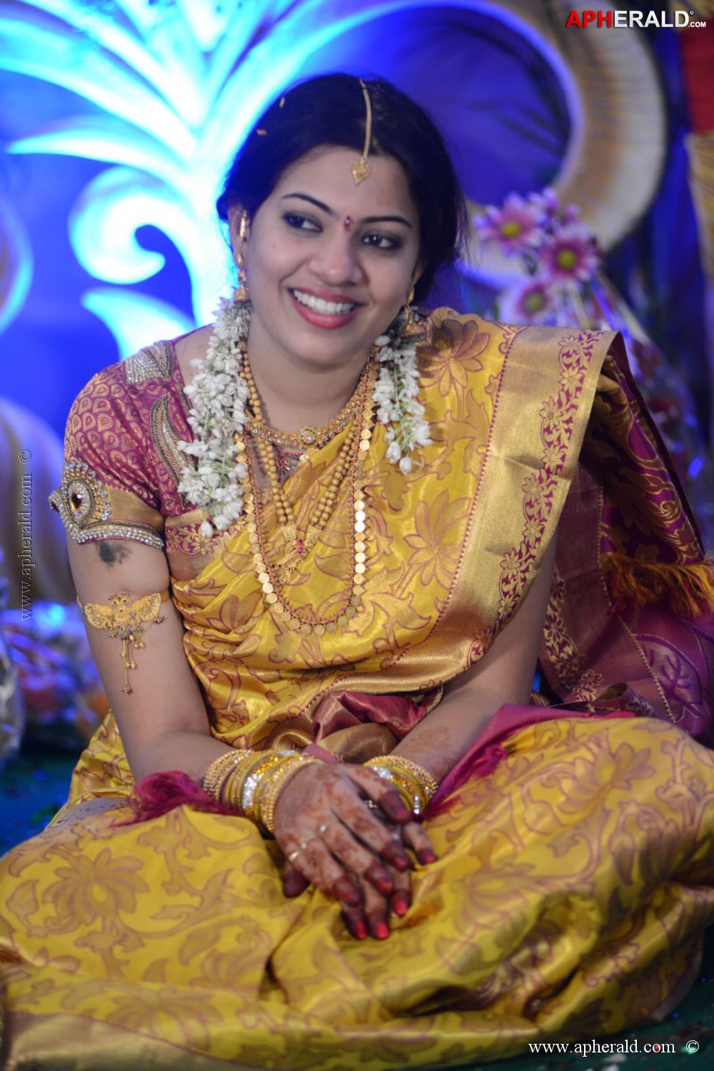 Geetha Madhuri Nandu Engagement Pics