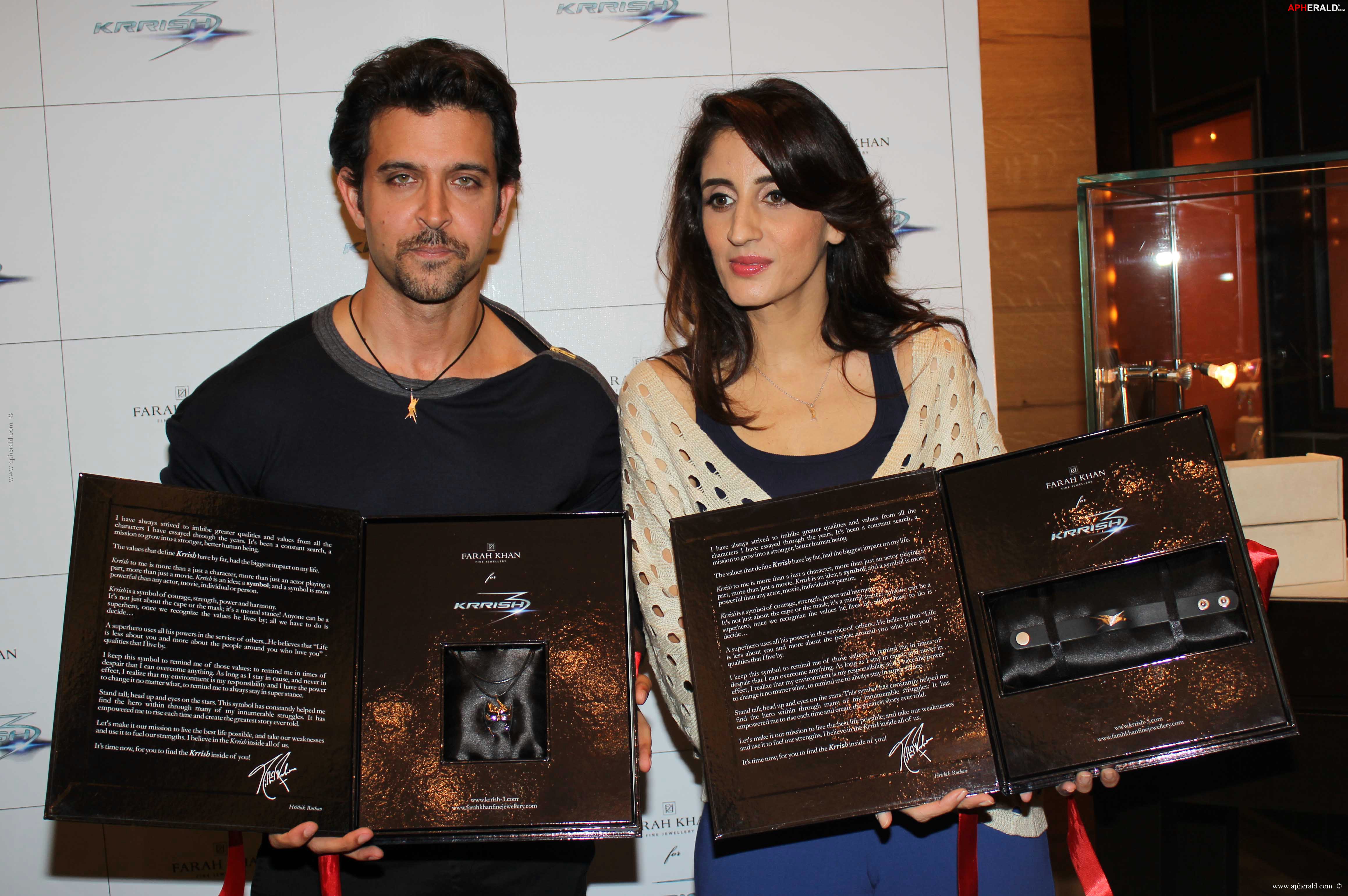 Hrithik Roshan Launch 'Krrish 3' Jewellery