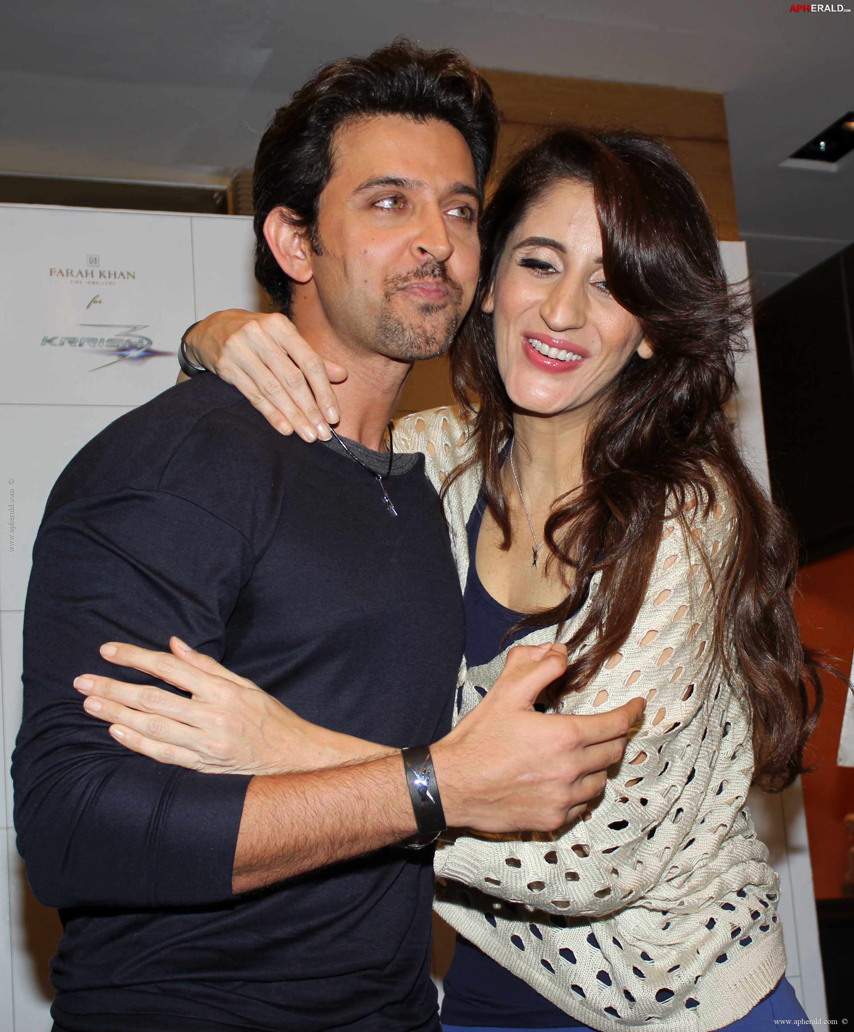 Hrithik Roshan Launch 'Krrish 3' Jewellery