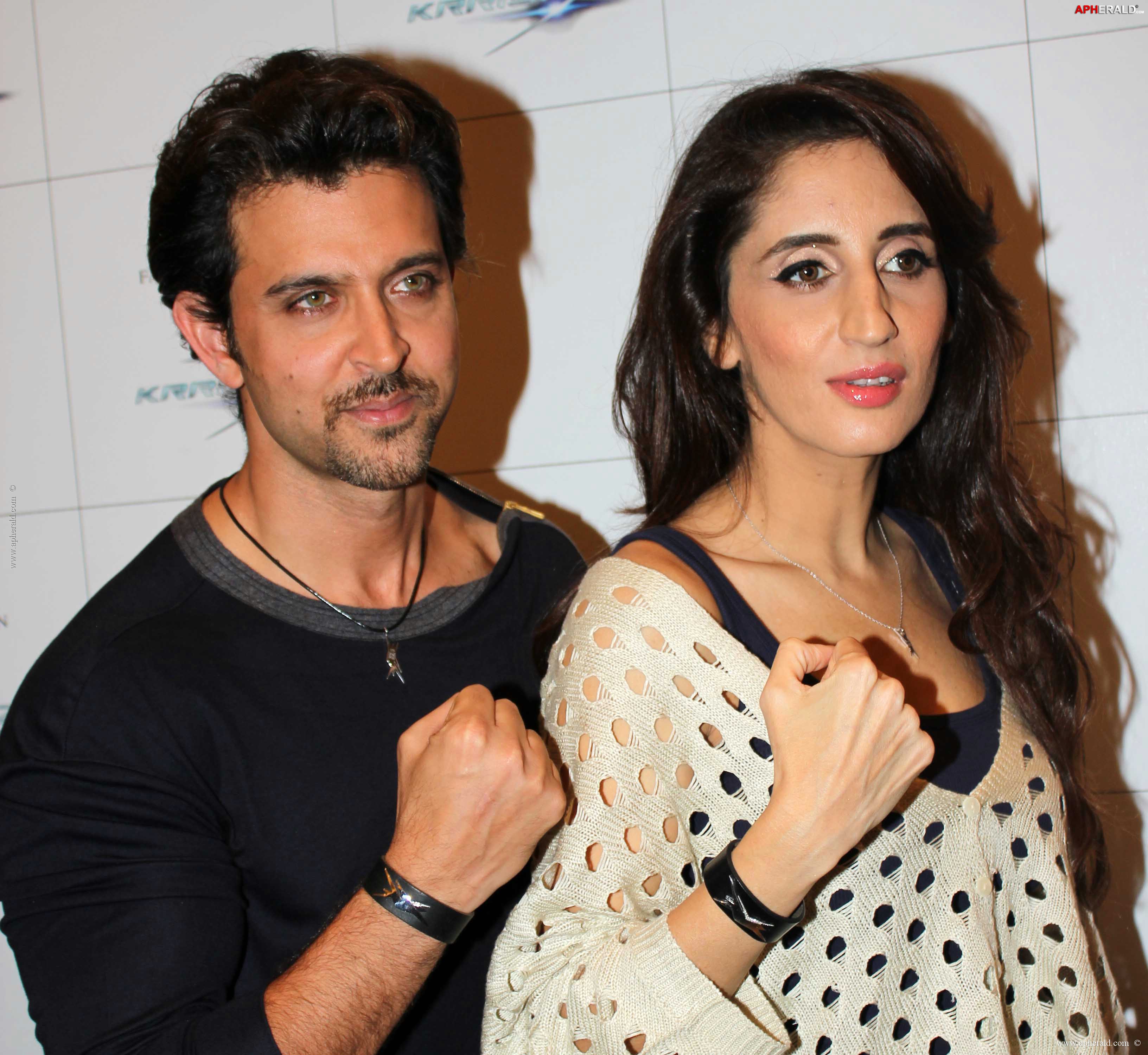 Hrithik Roshan Launch 'Krrish 3' Jewellery