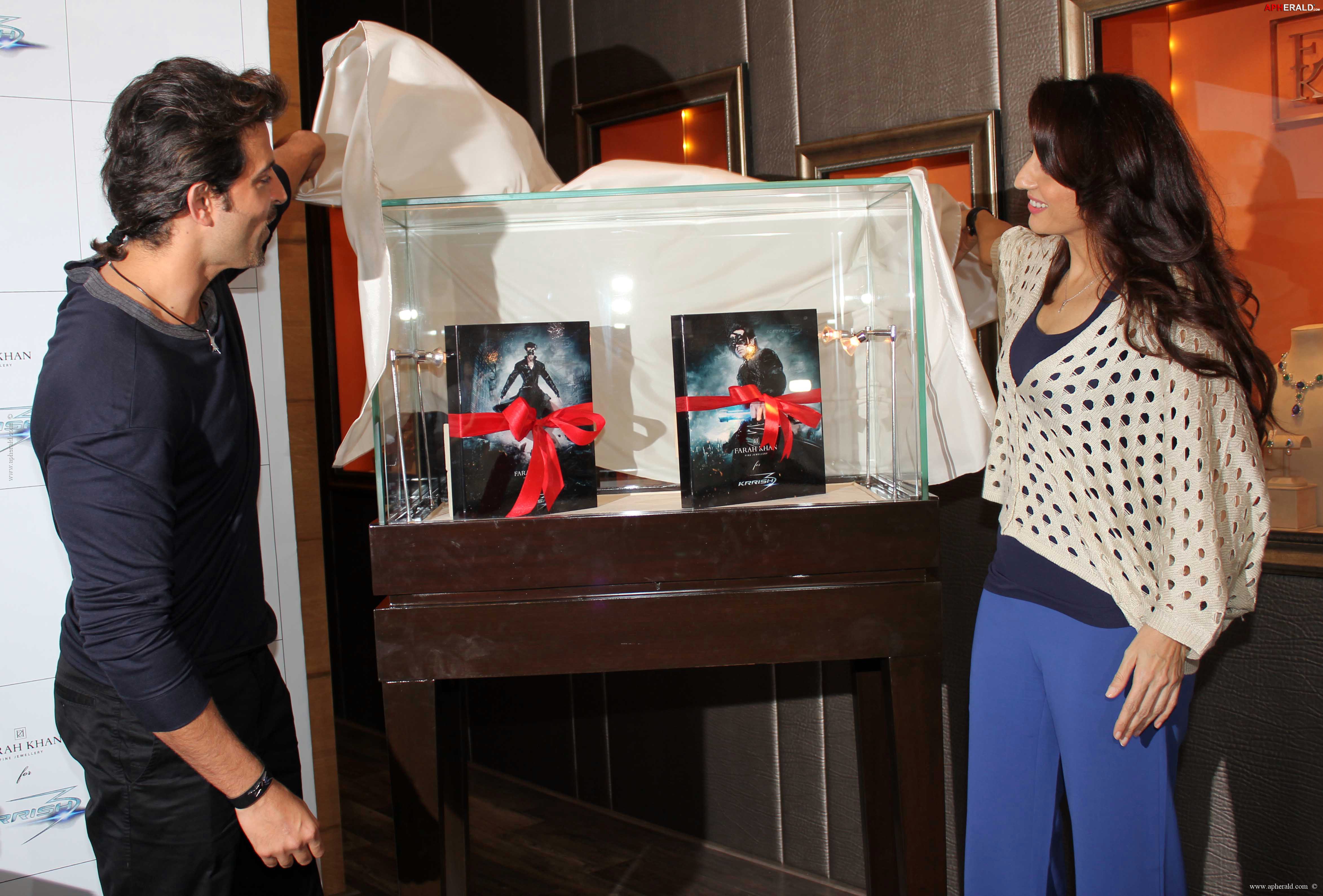 Hrithik Roshan Launch 'Krrish 3' Jewellery