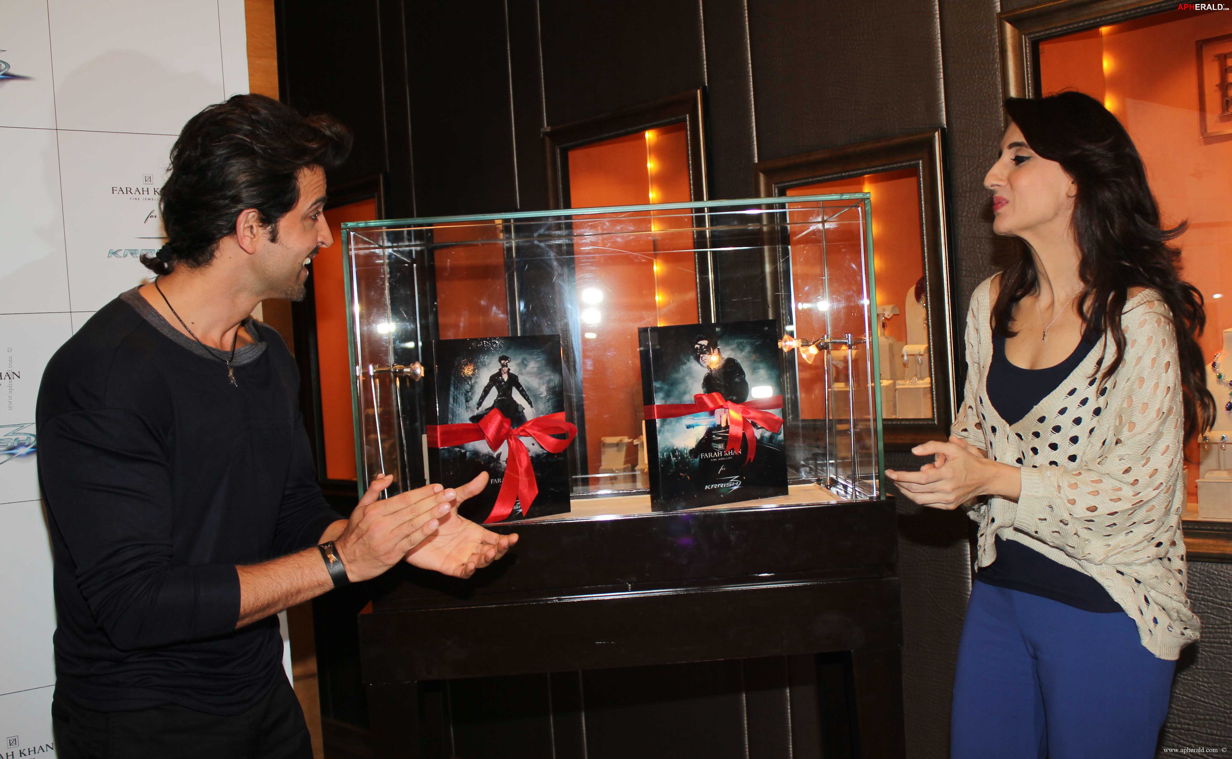 Hrithik Roshan Launch 'Krrish 3' Jewellery