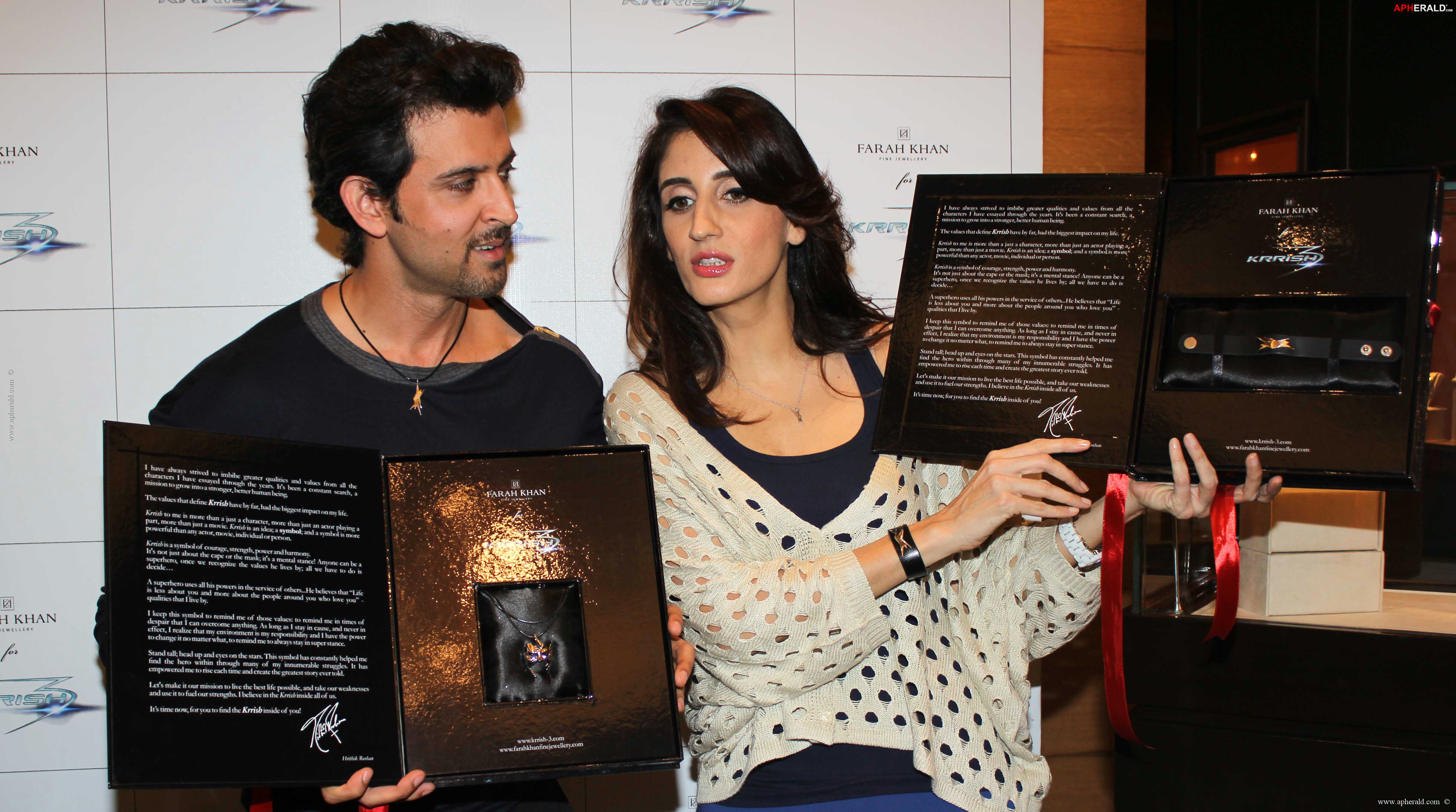 Hrithik Roshan Launch 'Krrish 3' Jewellery