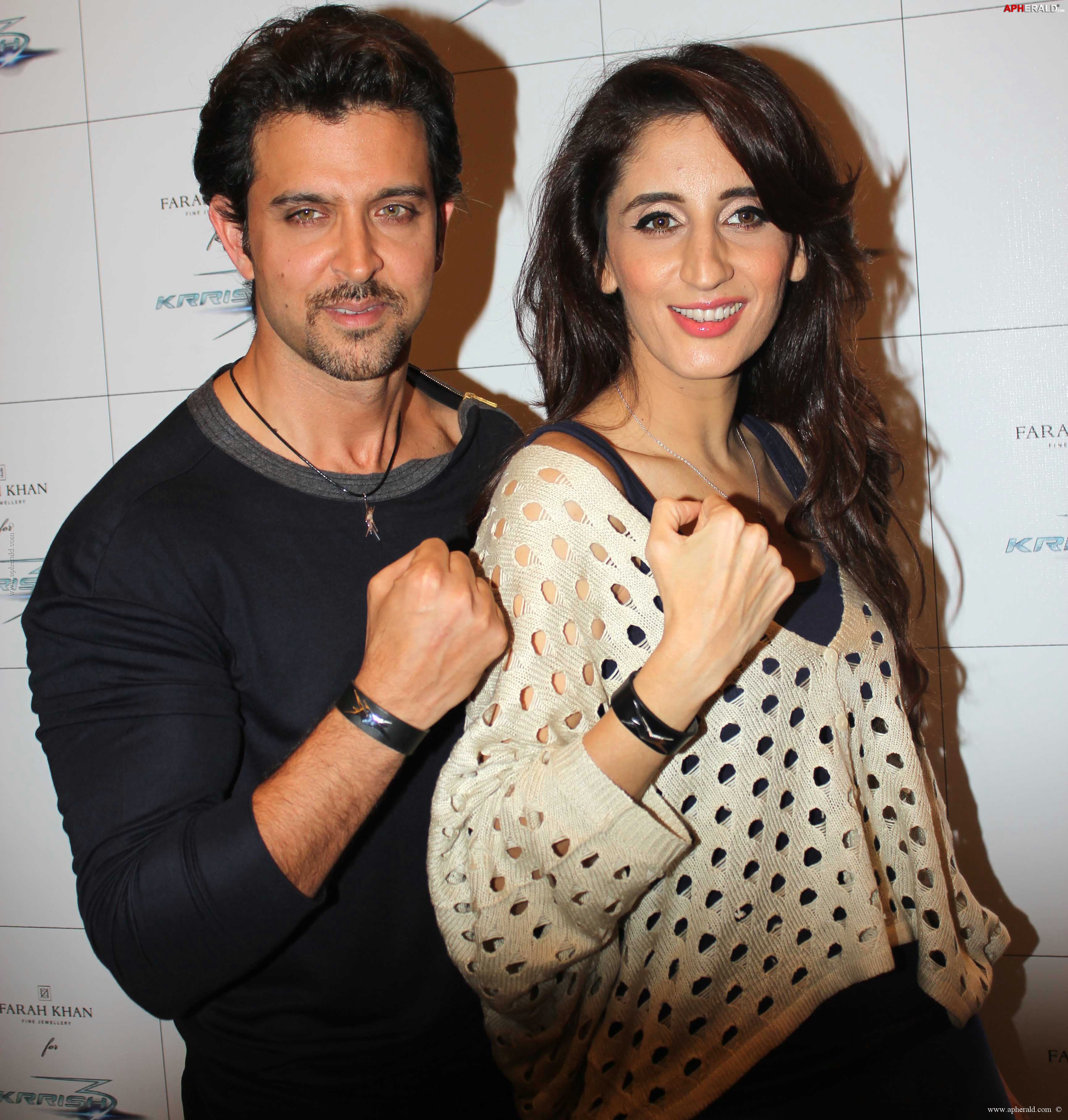 Hrithik Roshan Launch 'Krrish 3' Jewellery