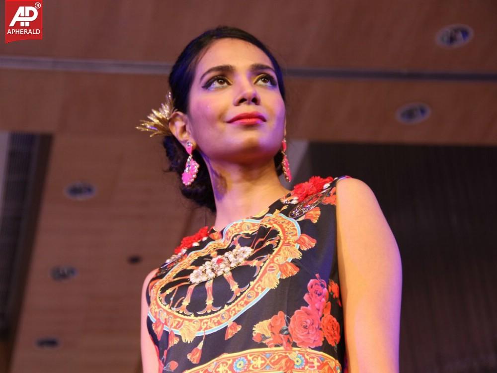 Indian Models Ramp Walk at CIFW Day Photos