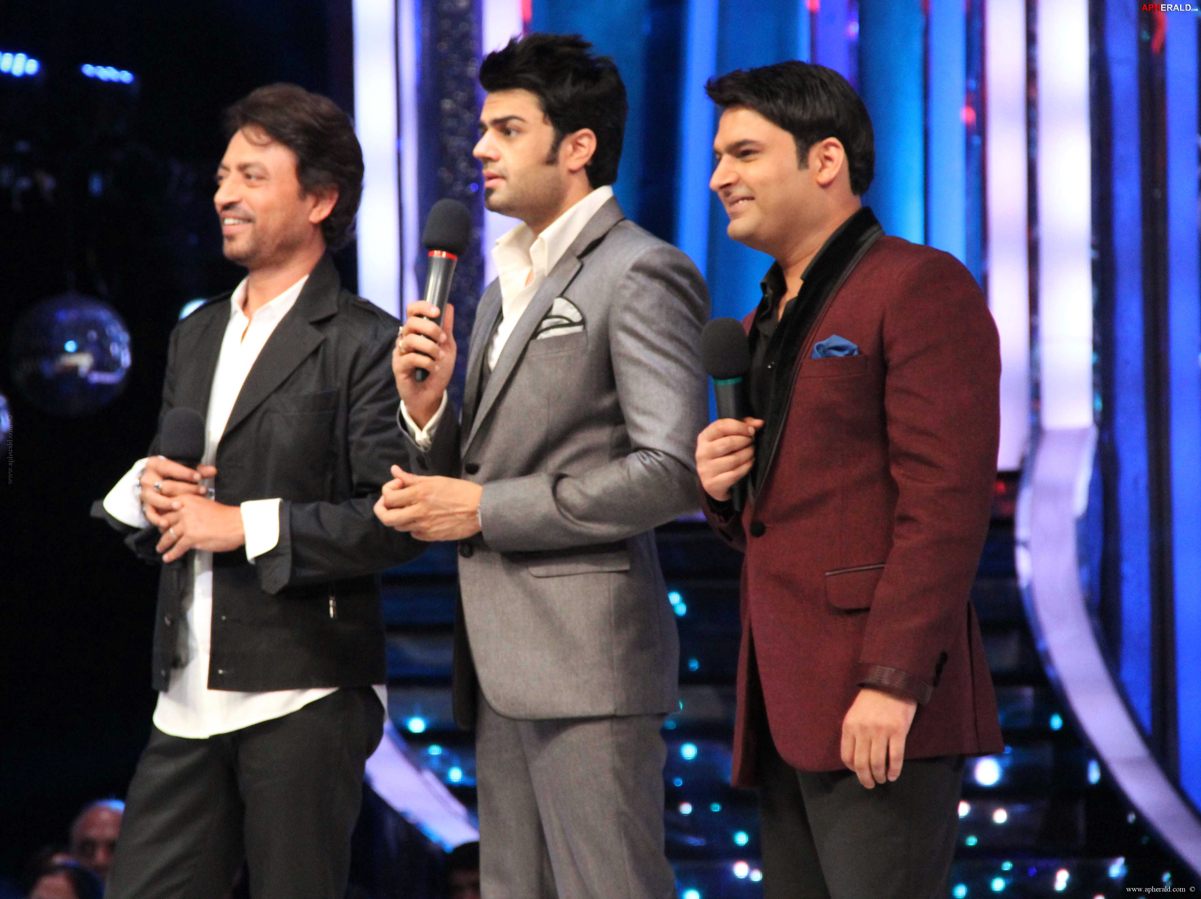 Irfan Khan Promotes Lunch Box at JDJ Sets