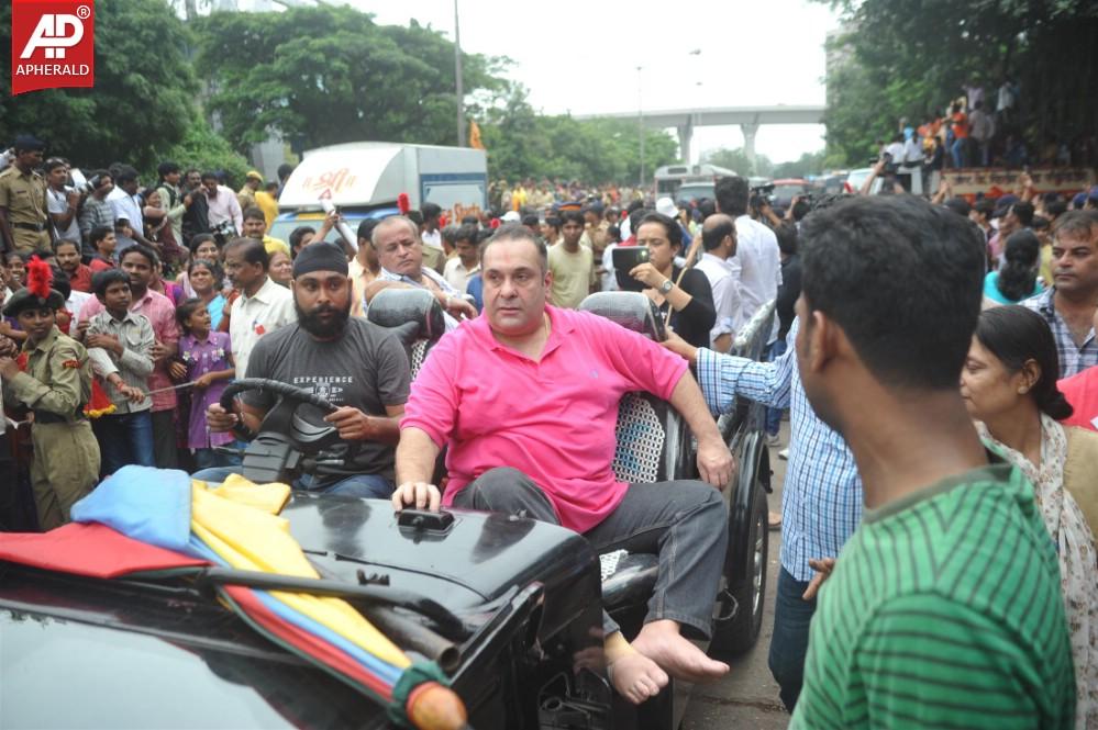 Kapoor Family At Ganesh Visarjan Of RK Studios