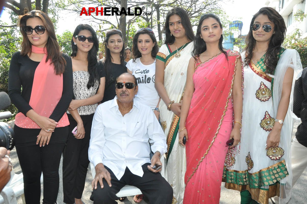 Lakshmi Devi Samarpinchu Nede Chudandi Movie Opening