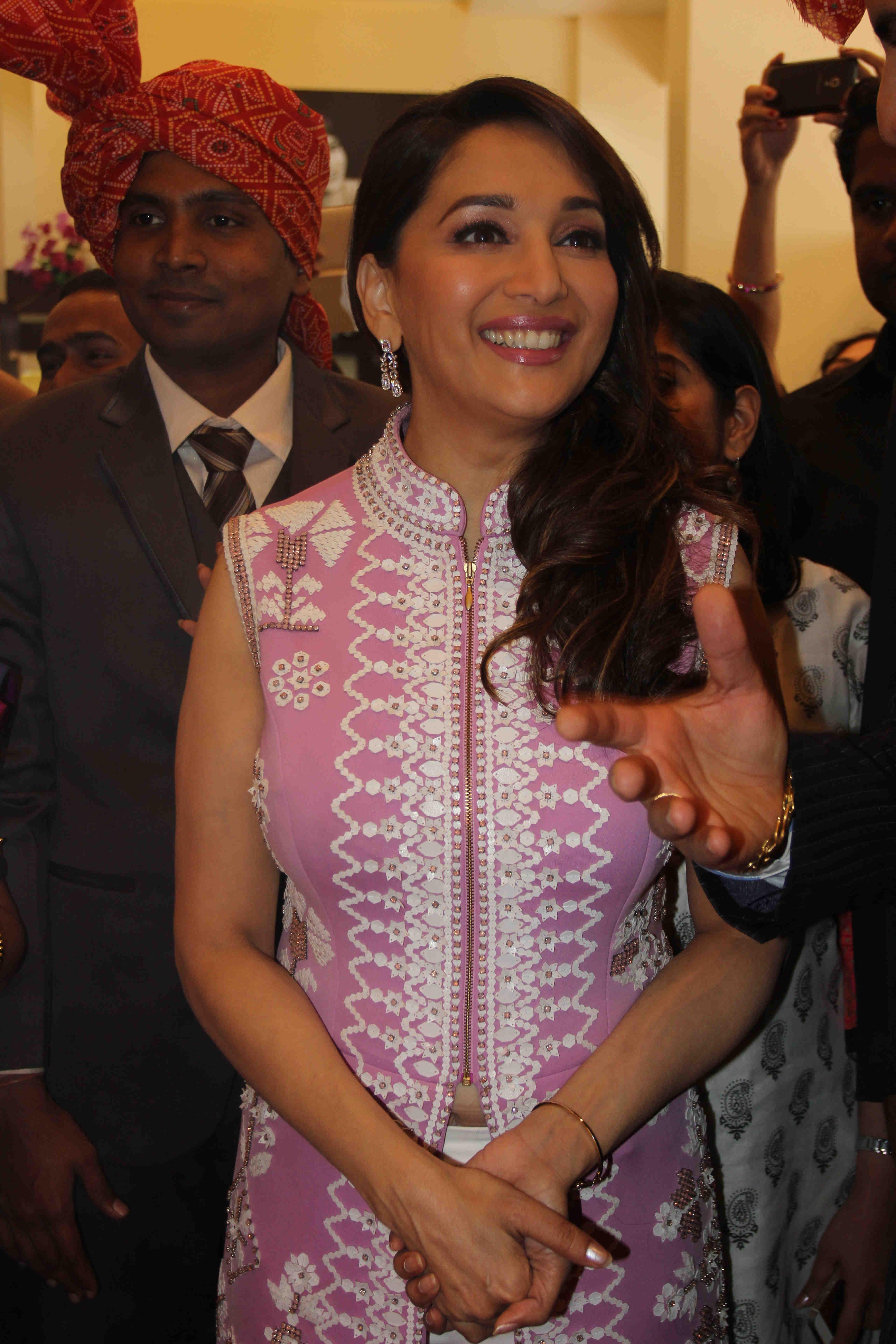 Madhuri Dixit Inaugurates PN Gadgil Jewellery Showroom