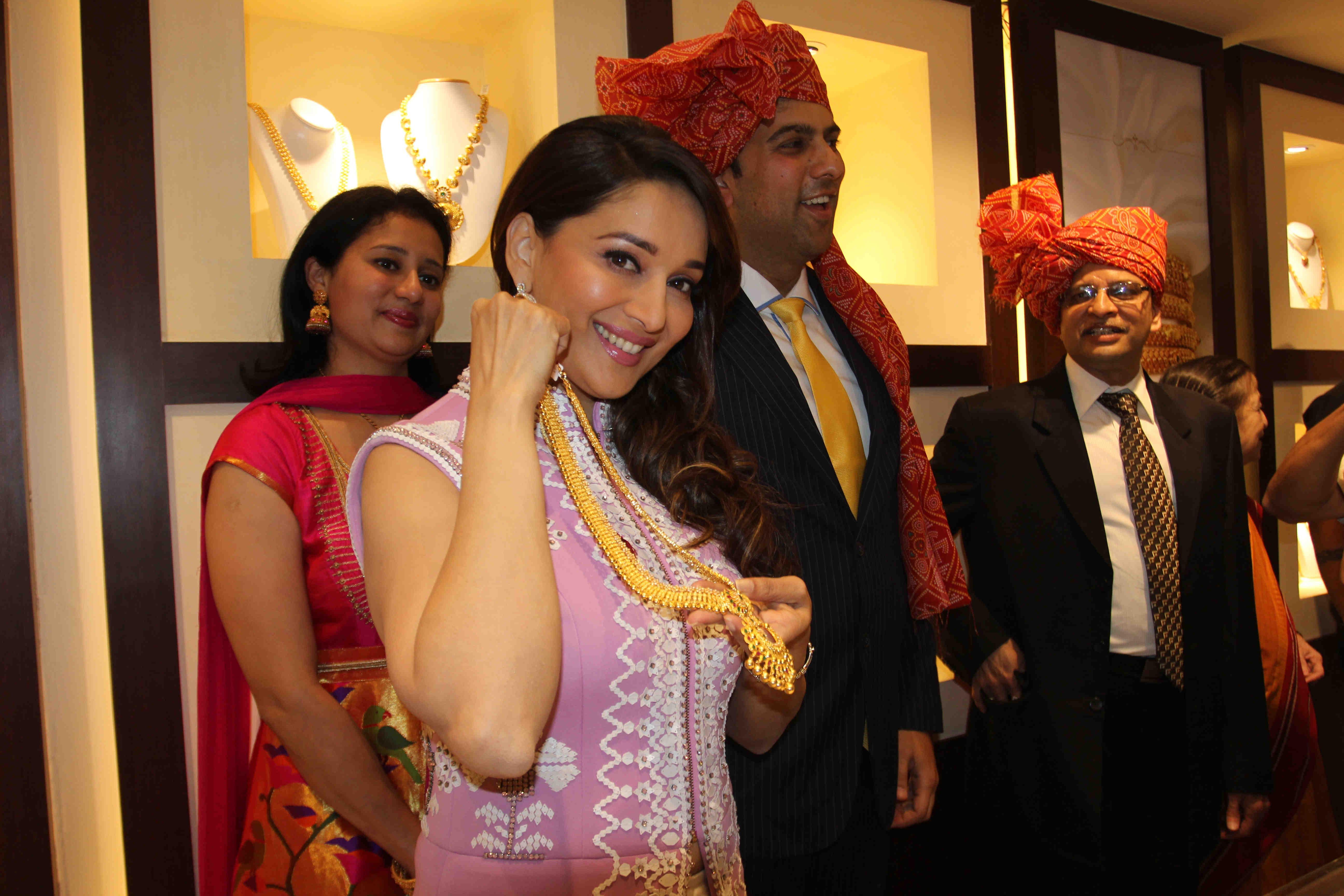 Madhuri Dixit Inaugurates PN Gadgil Jewellery Showroom