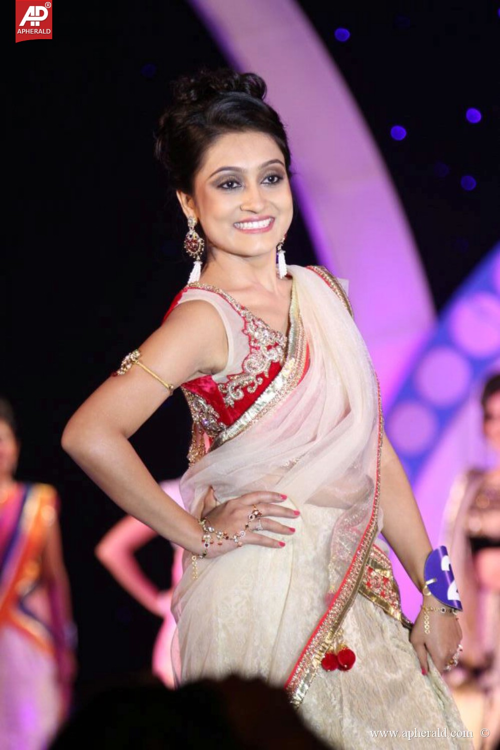 Miss n Mrs India Gujarati Fashion Show