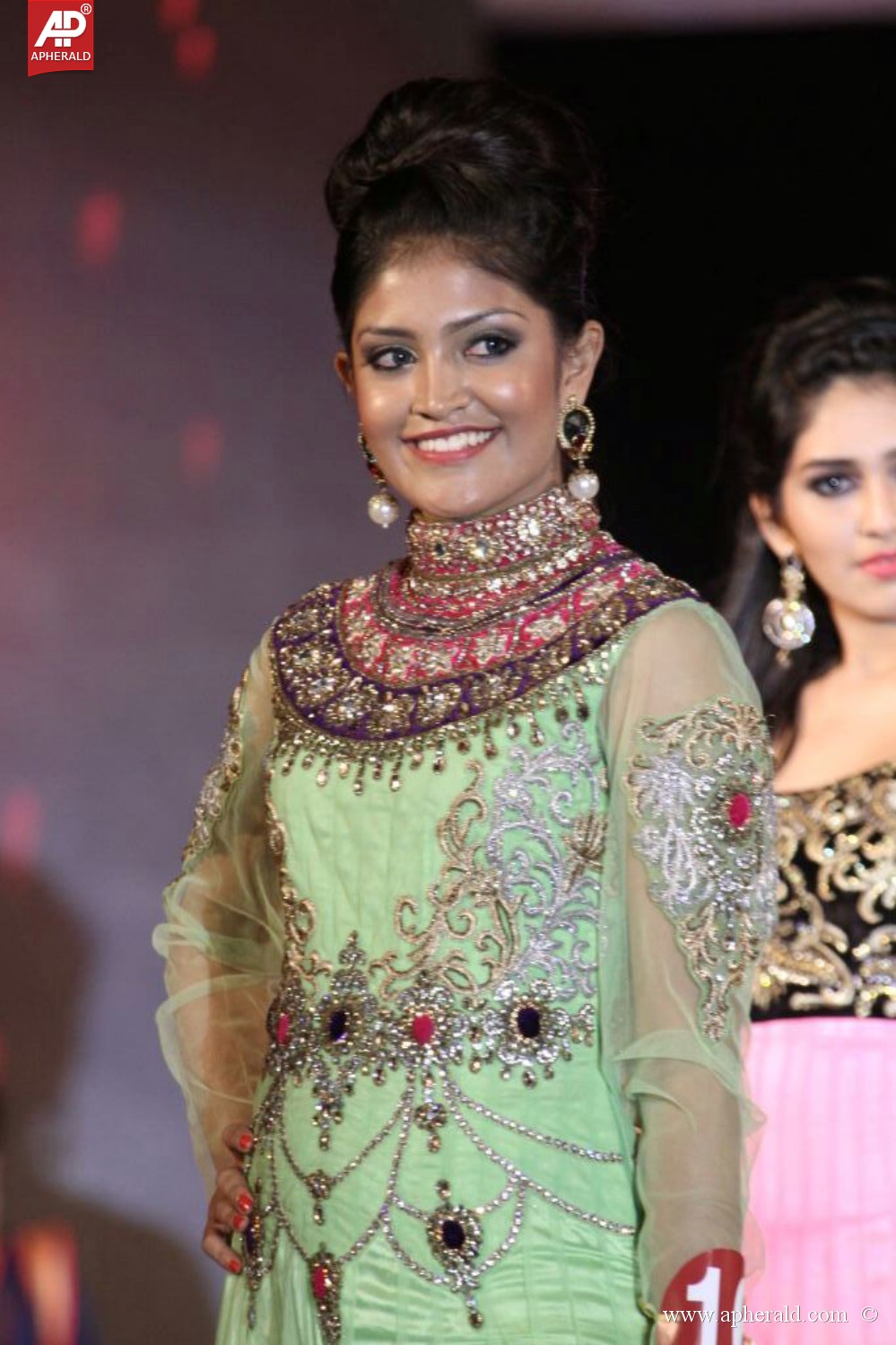 Miss n Mrs India Gujarati Fashion Show