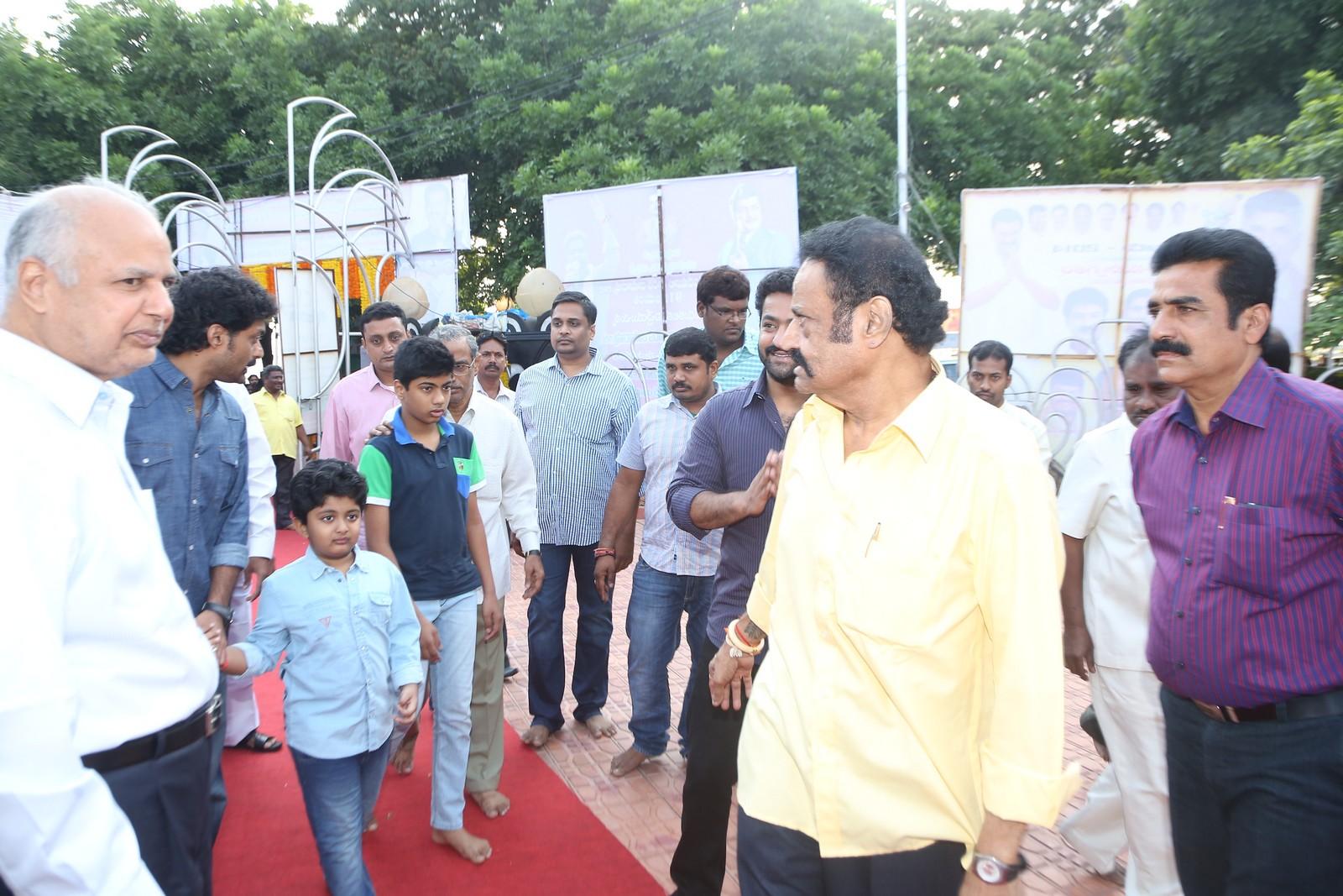 Nandamuri Family at NTR Ghat Photos