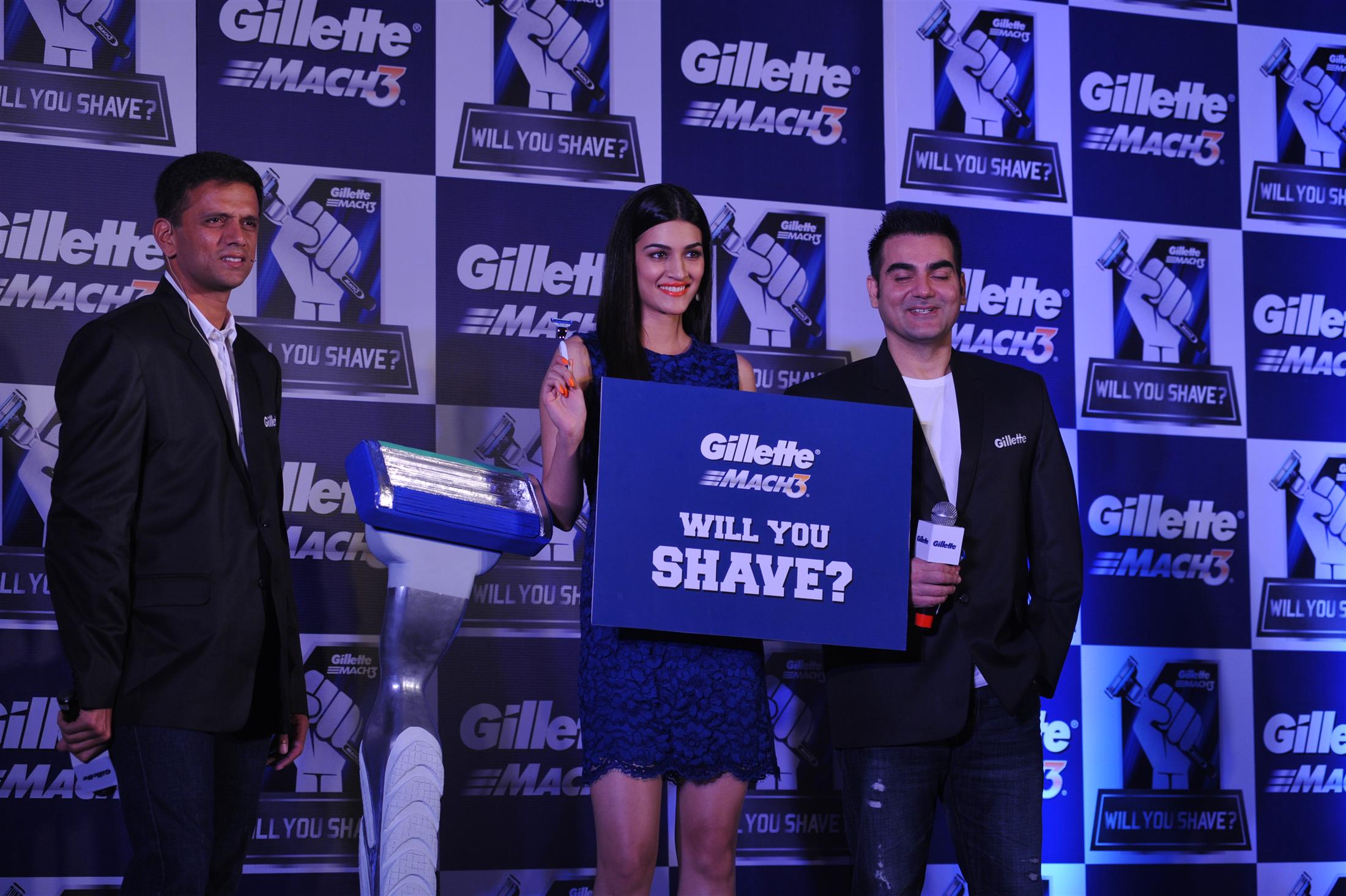 Rahul Dravid Arbaaz Khan and Kriti Sanon at Gillette Campaign