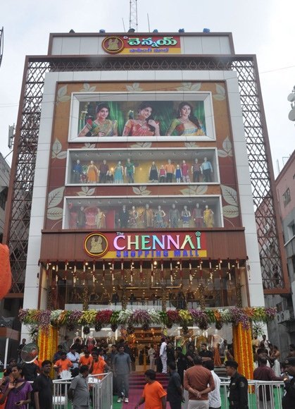 Regina Inaugurates Chennai Shopping Mall at Kukatpally