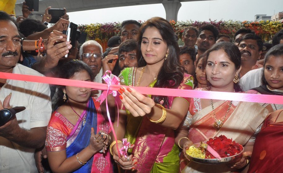 Regina Inaugurates Chennai Shopping Mall at Kukatpally