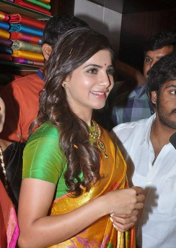 Samantha Stills At Ameerpet South India Shopping Mall