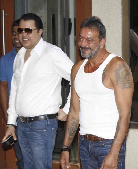 Sanjay Dutt Released  Photos From Yerwada Jail