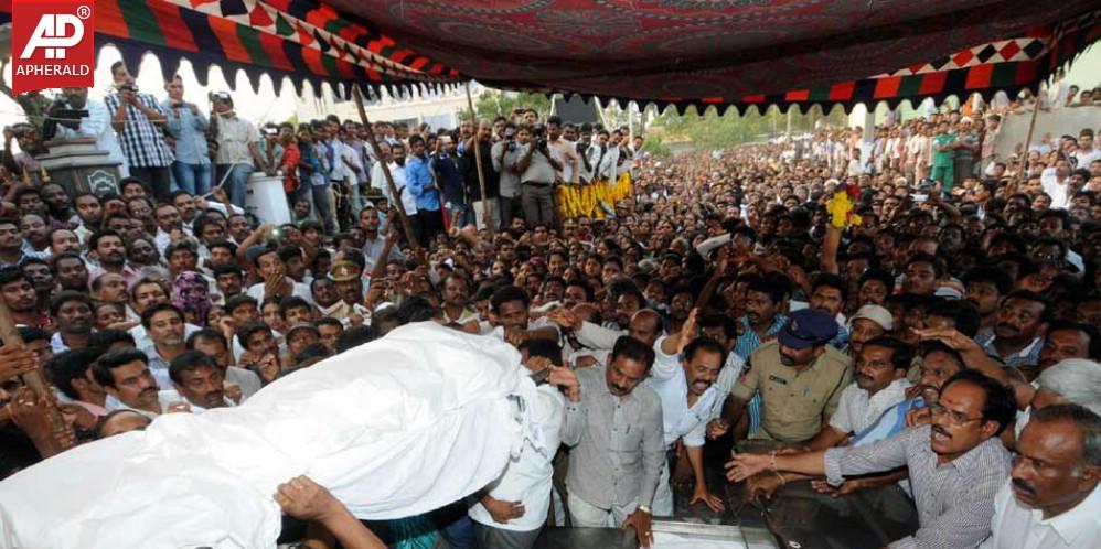 Shobha Nagi Reddy Condolences Photos