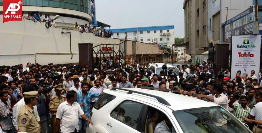 Shobha Nagi Reddy Condolences Pics