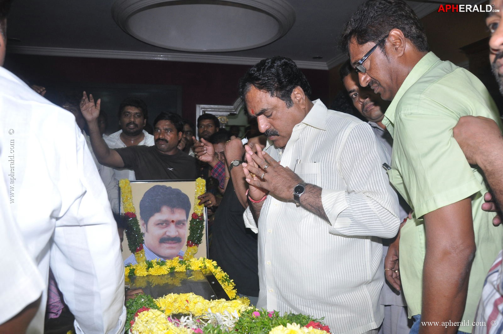 Srihari Condolence Photos 1