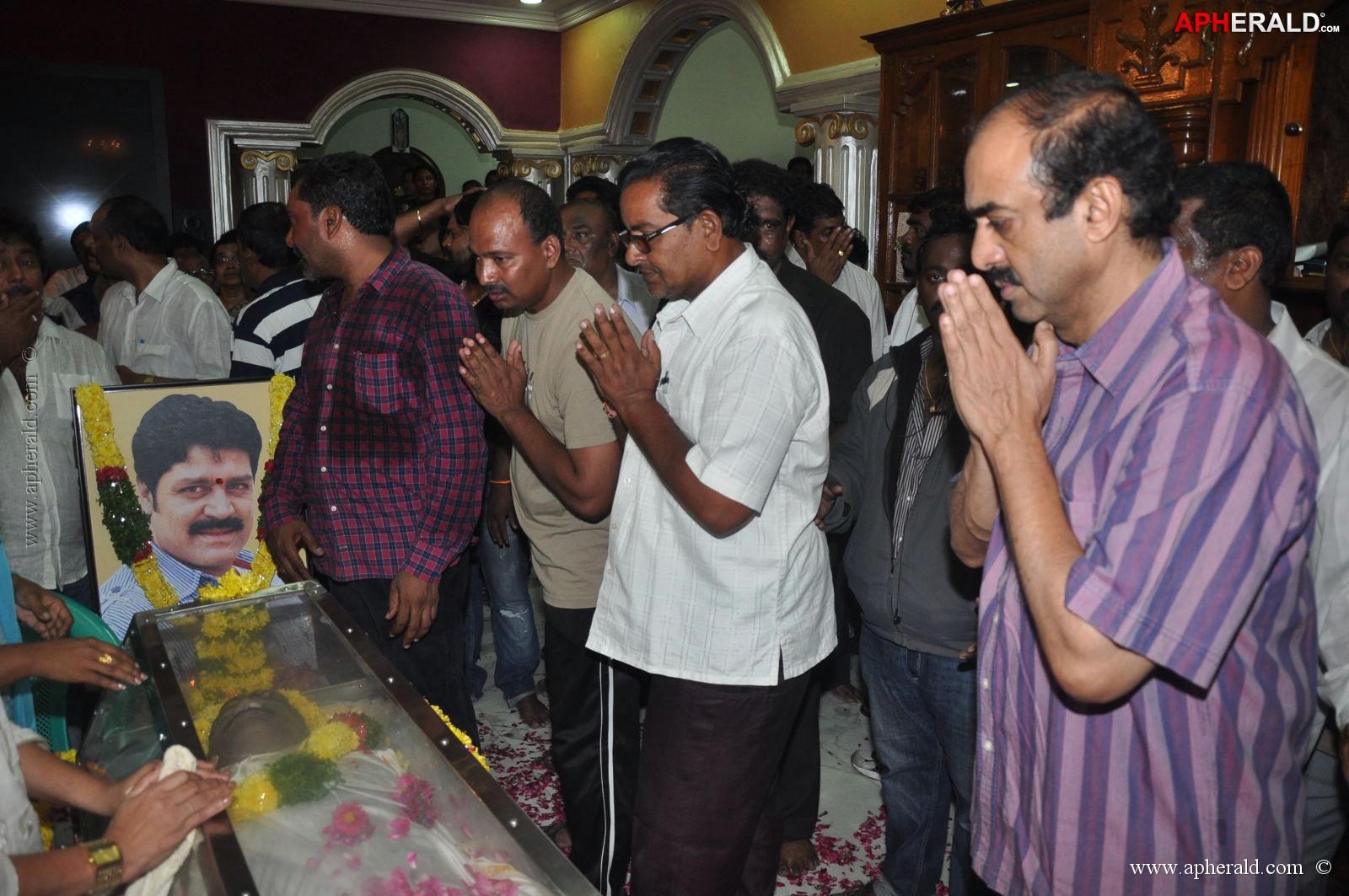 Srihari Condolence Photos 1