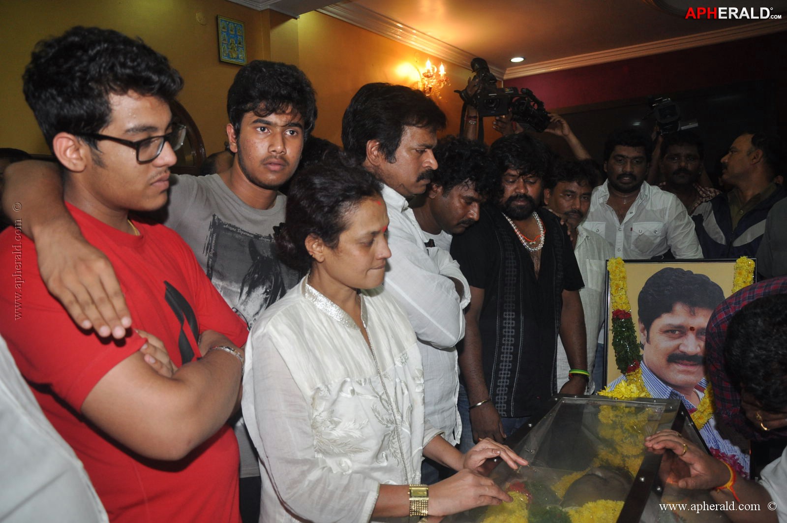 Srihari Condolence Photos 1