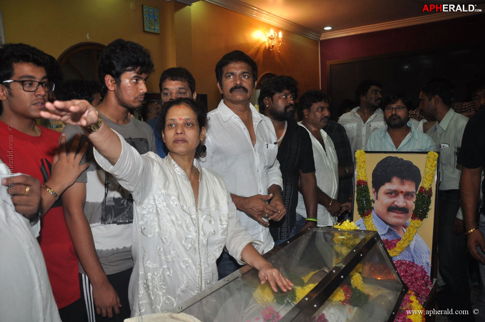 Srihari Condolence Photos 1