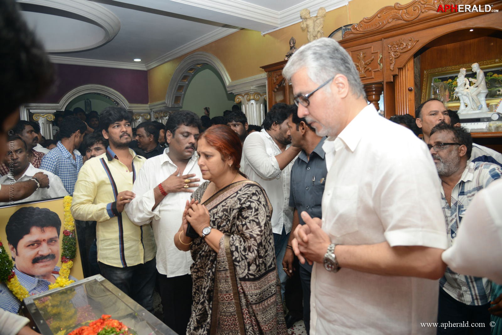 Srihari Condolence Photos 1