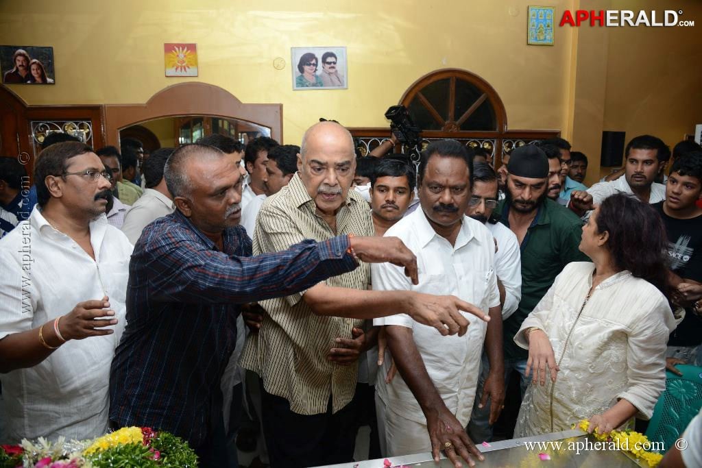 Srihari Condolence Photos 