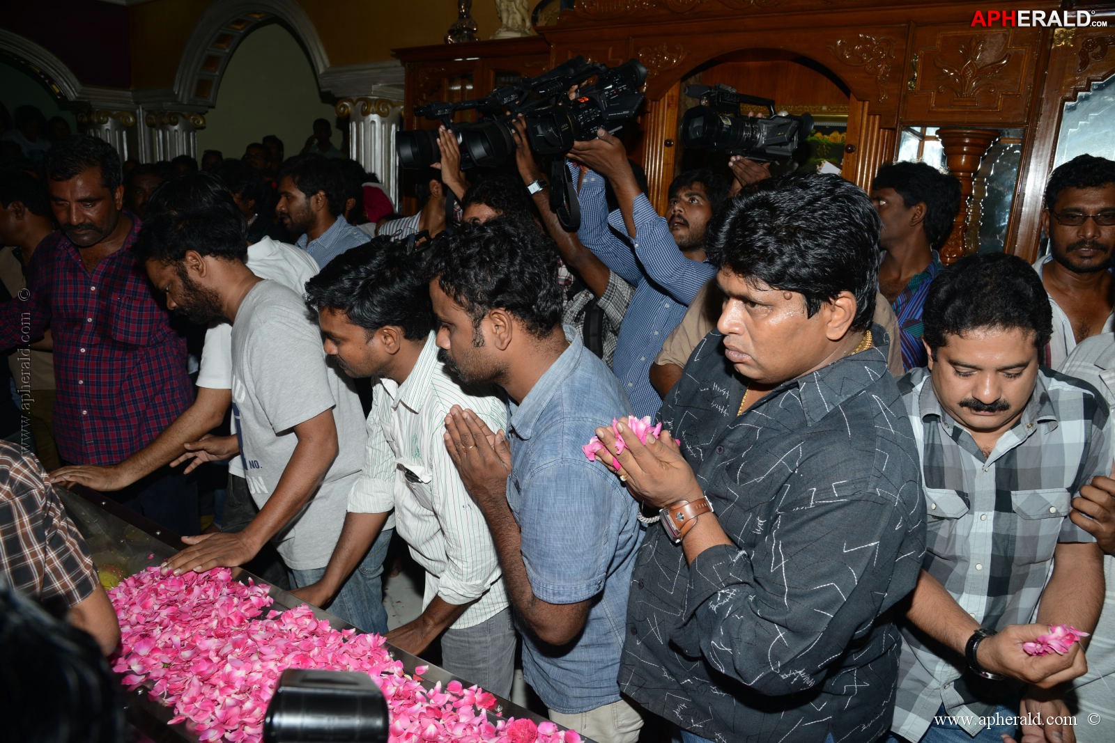 Srihari Condolence Photos 