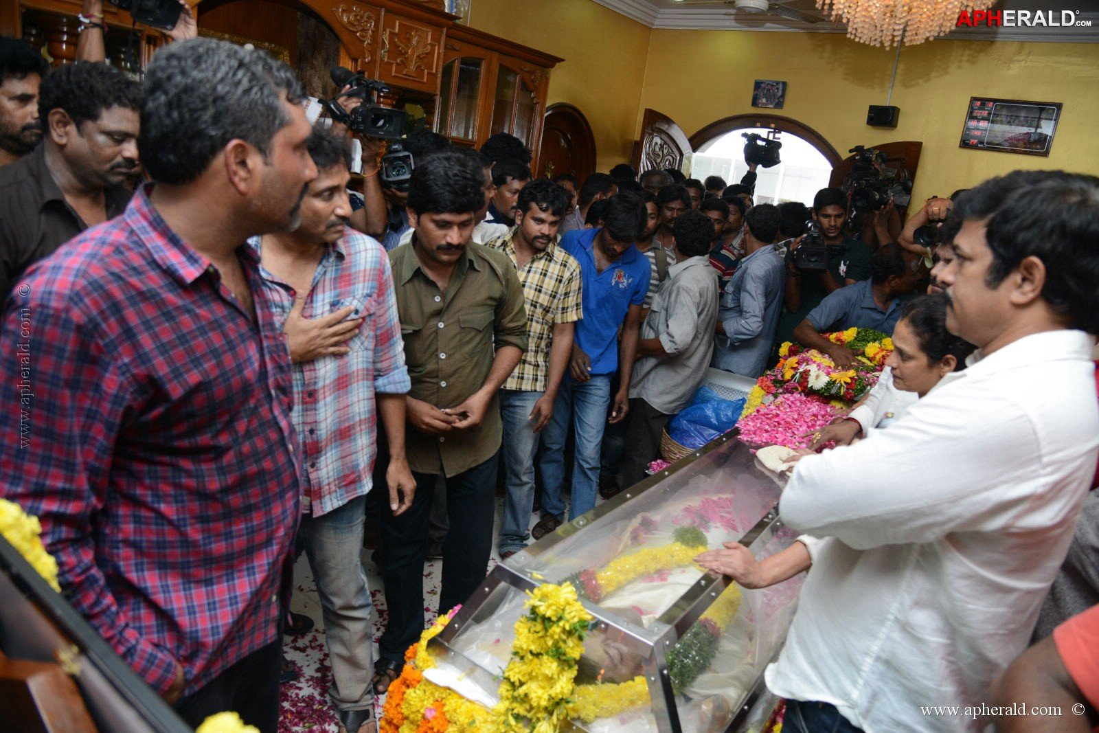 Srihari Condolence Photos 