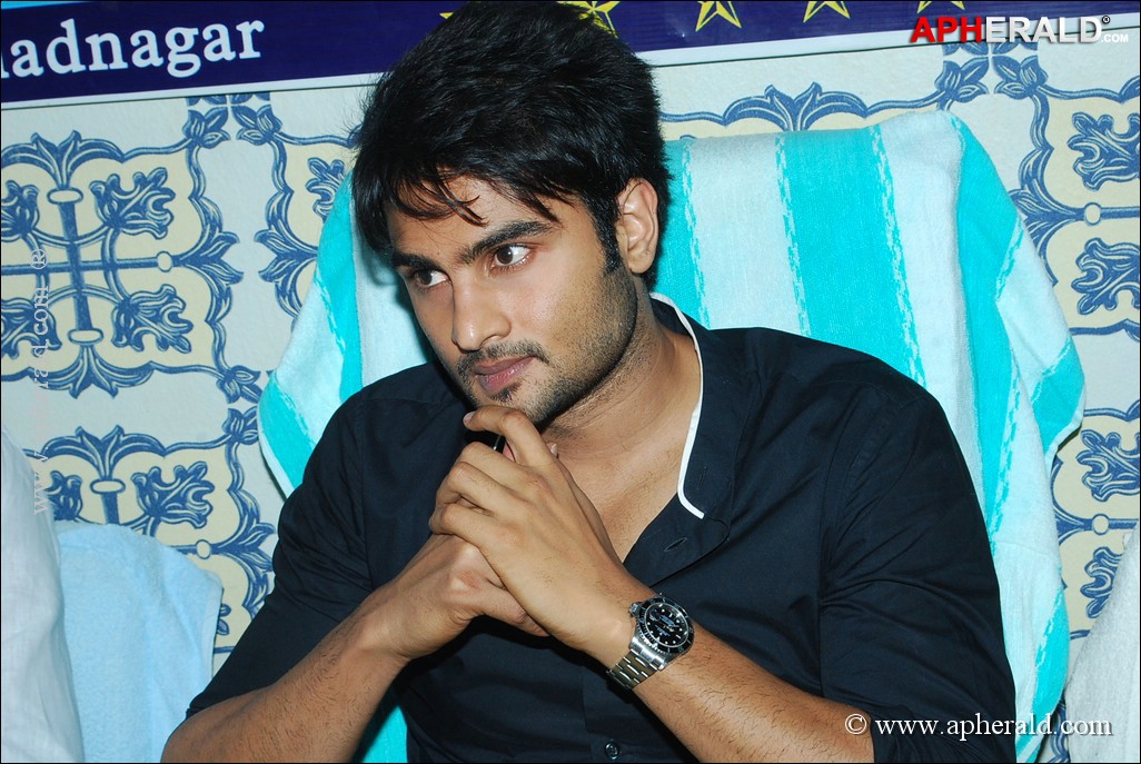 Sudheer Babu visits All India Krishna Praja Sena