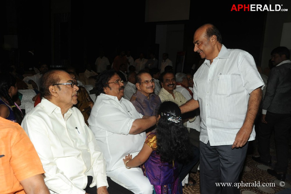 Viswa Vijetha Vijaya Gadha Book launch