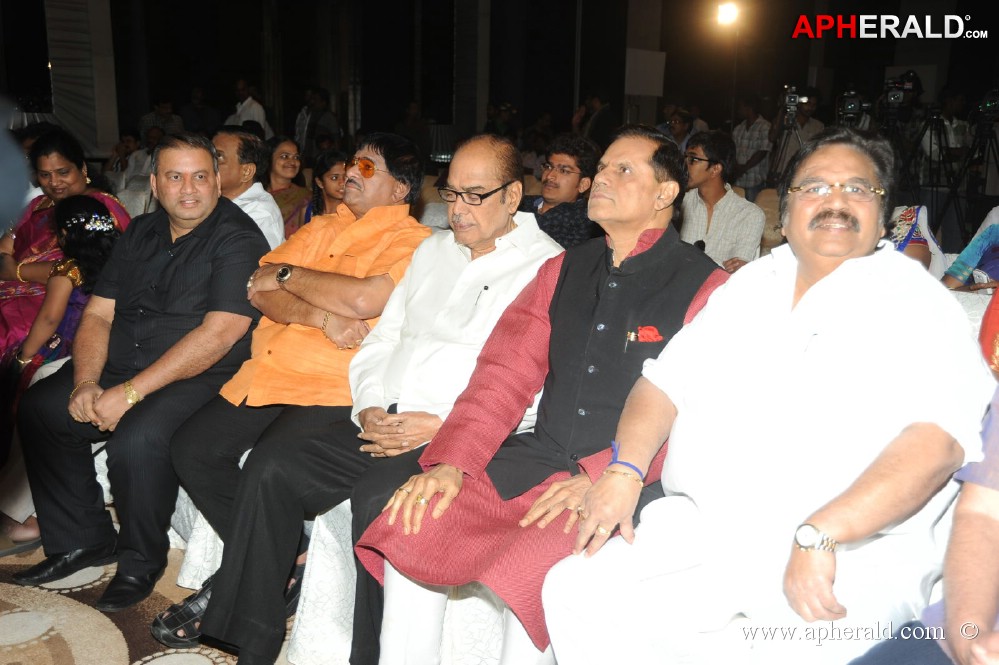 Viswa Vijetha Vijaya Gadha Book launch