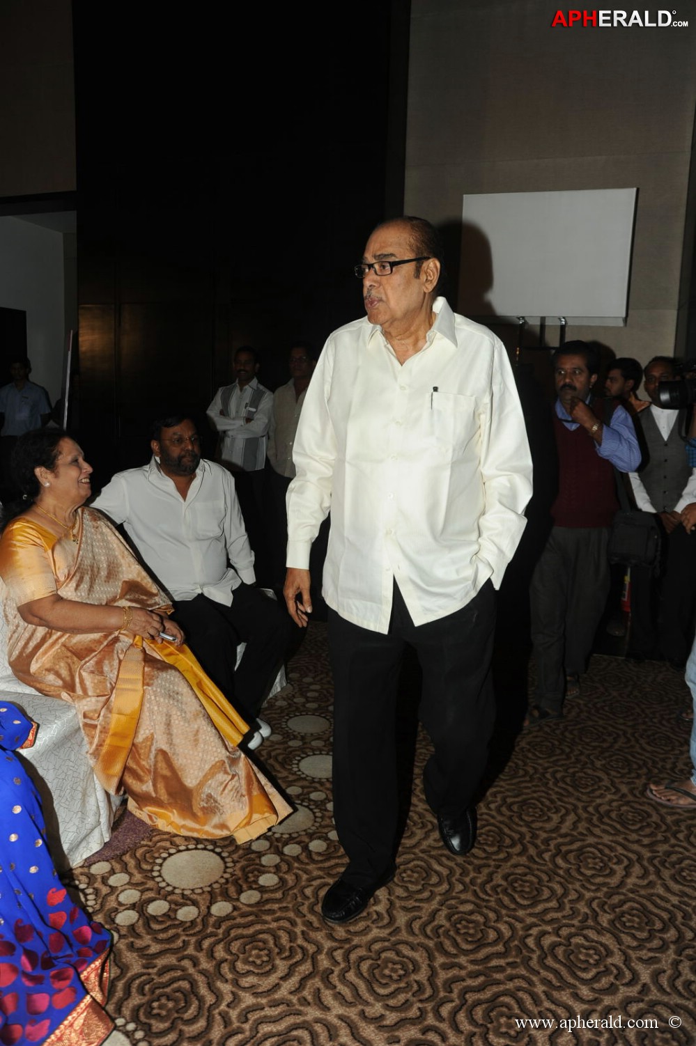 Viswa Vijetha Vijaya Gadha Book launch