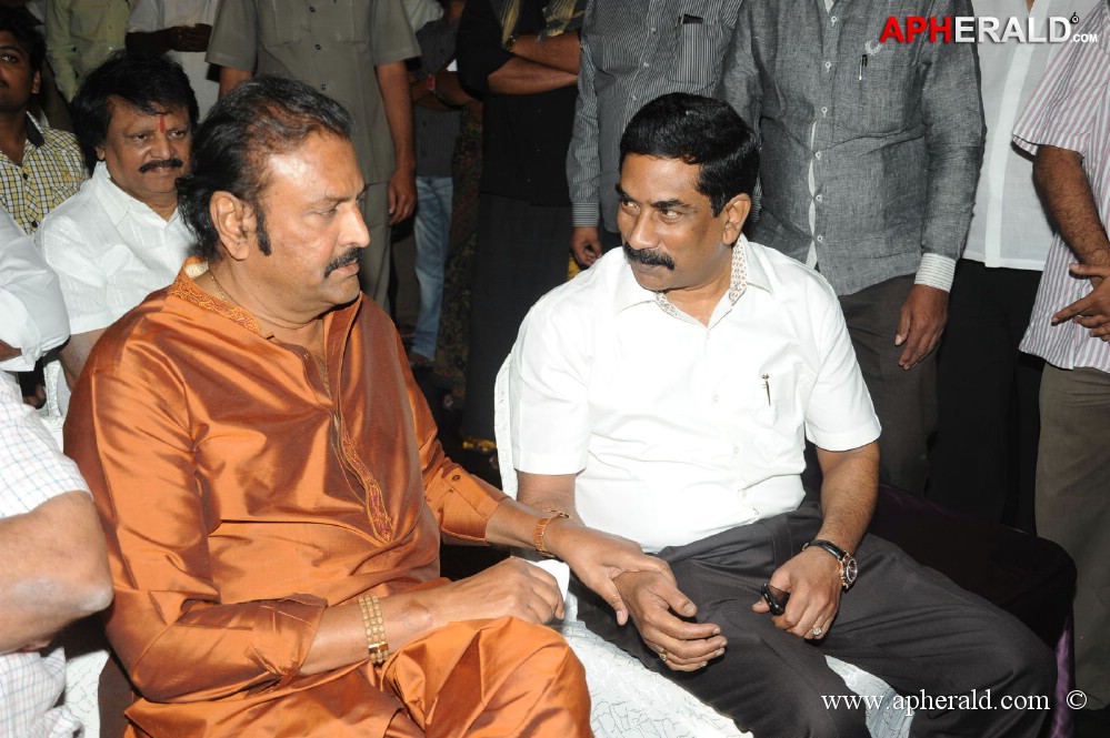 Viswa Vijetha Vijaya Gadha Book launch