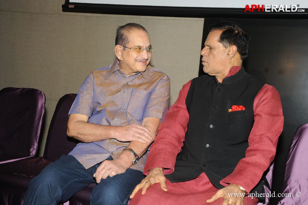 Viswa Vijetha Vijaya Gadha Book launch