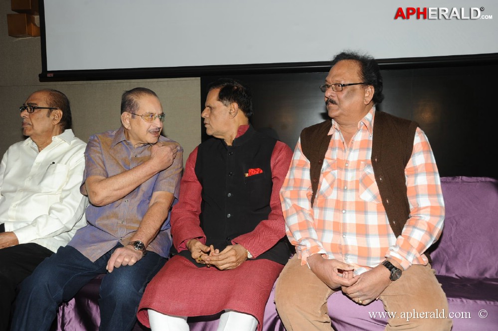 Viswa Vijetha Vijaya Gadha Book launch