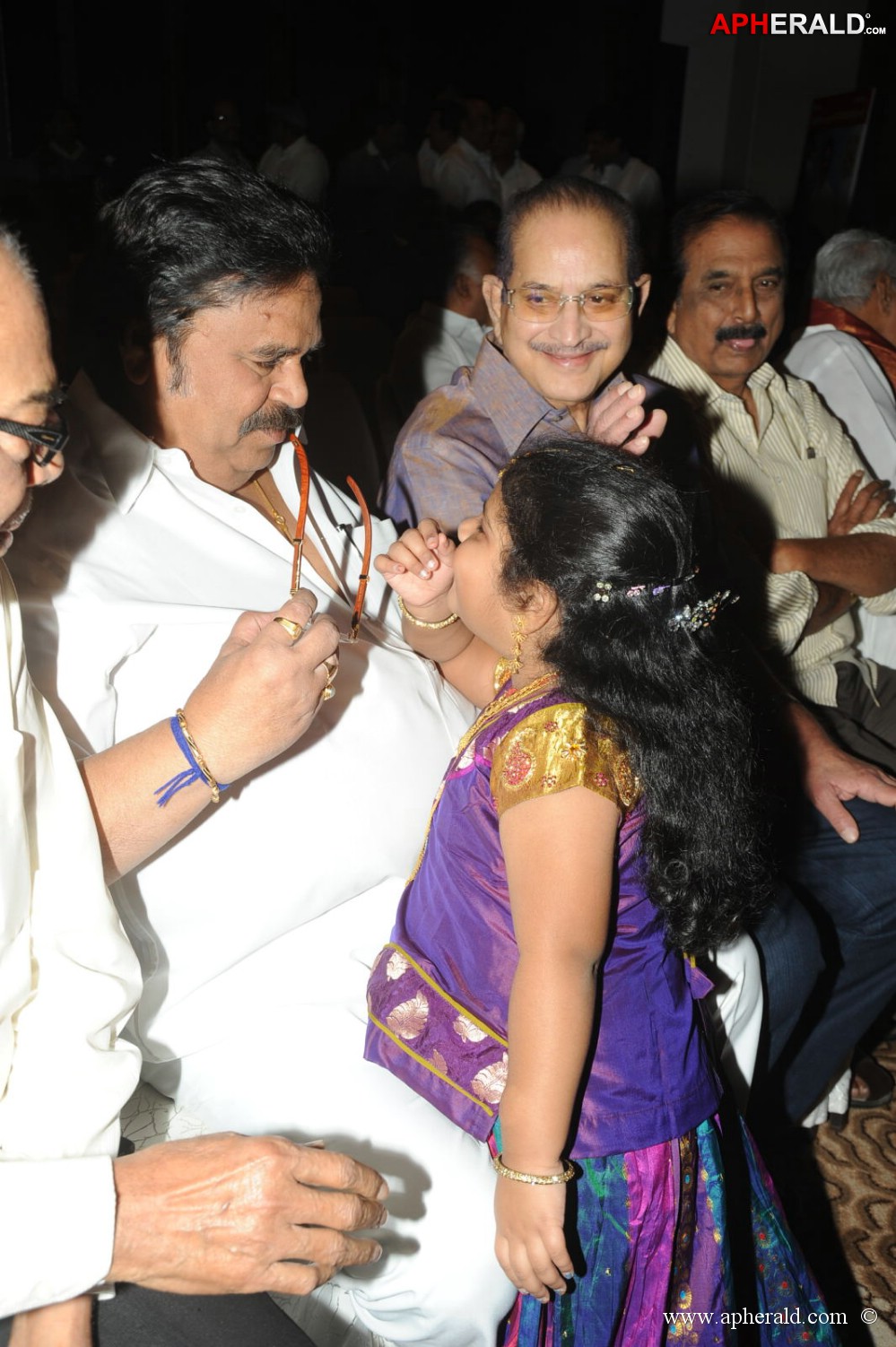 Viswa Vijetha Vijaya Gadha Book launch