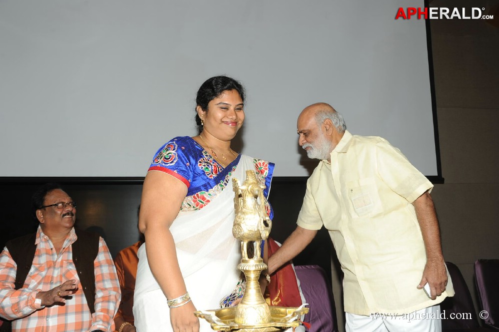 Viswa Vijetha Vijaya Gadha Book launch