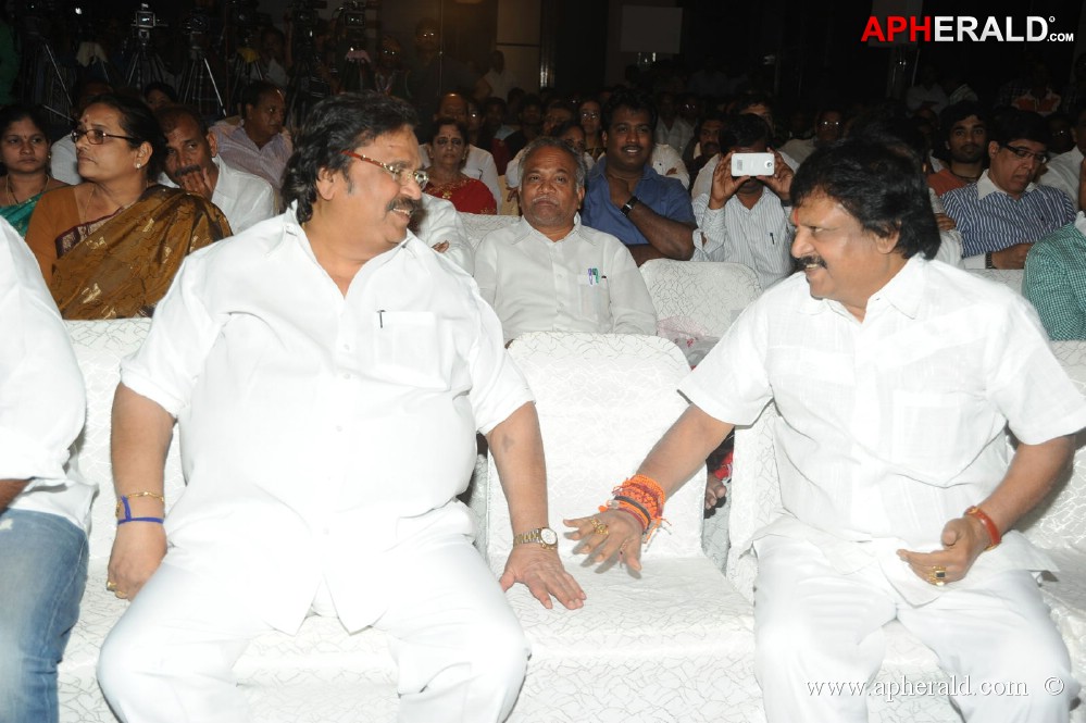 Viswa Vijetha Vijaya Gadha Book launch